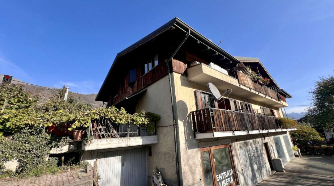 Via Circonvallazione Sud, Nus, 3 Stanze da Letto Stanze da Letto, ,2 BathroomsBathrooms,Casa semindipendente,Dintorni di Aosta,Via Circonvallazione Sud,1545